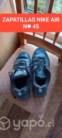 Zapatillas - parka- poleron - Imagen 4