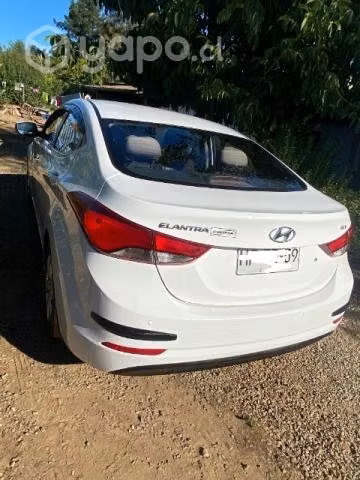 Vendo Hyundai Elantra