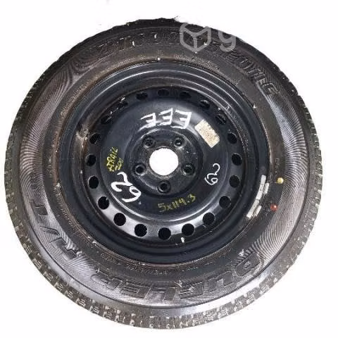 Llanta con neumatico nissan x trail 2011