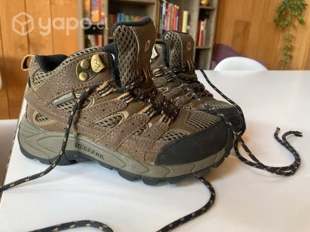 Zapatilla Merrel niño talla 29 - Imagen 2