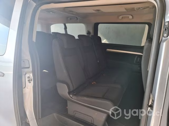 Peugeot travel 2021