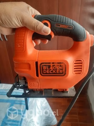 Sierra caladora semi nueva muy poco uso