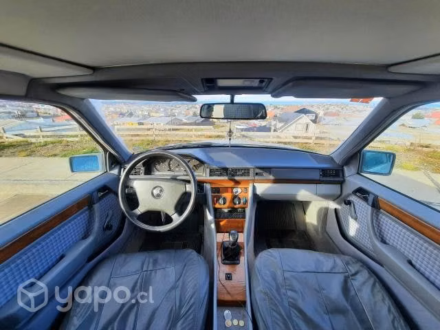 MERCEDES-BENZ 200 D manual