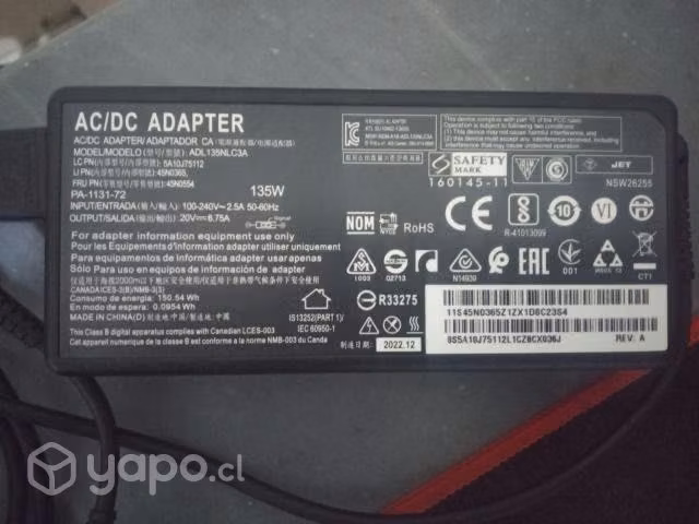 Cargador Lenovo 135W 6.75A - Imagen 2
