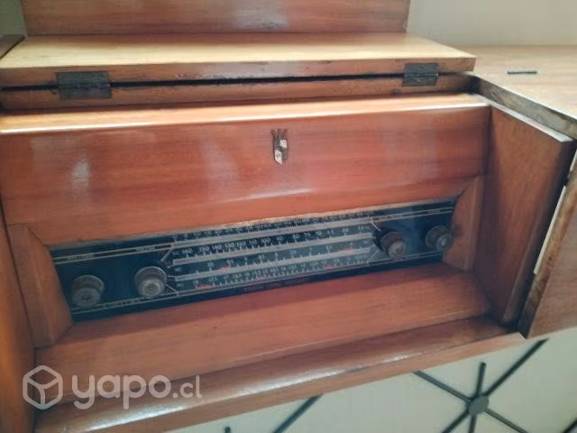 Mueble radio antiguedad