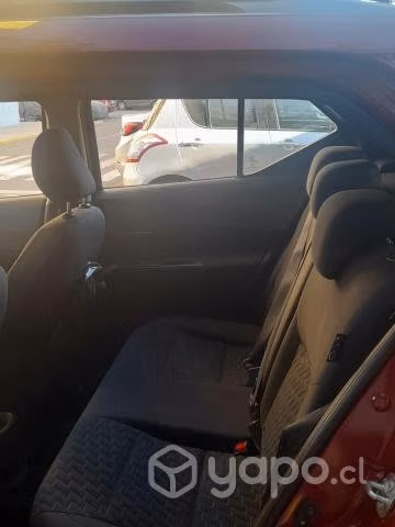 Nissan 2022