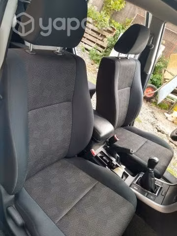 Se vende Semi Nuevo Suzuki GRAND NOMADE GLX 2.4