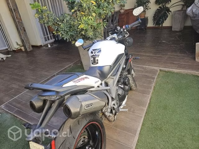 Triumph, Speed Triple 1050 cc