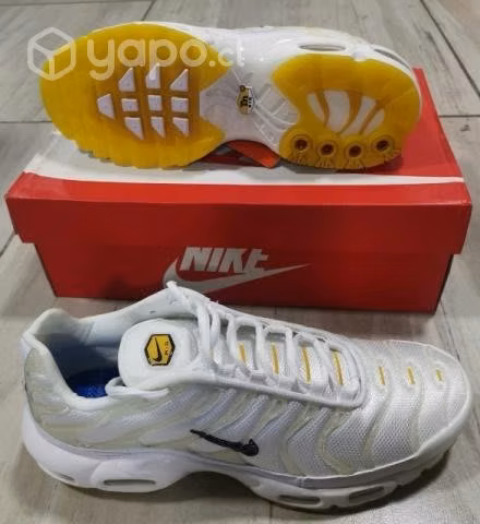 Nike air max plus tn us 9, eur 42,5, 27 cm - Imagen 4