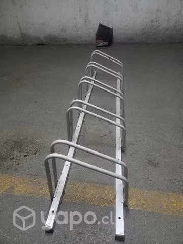 Bicicletero en excelente estado - Imagen 2