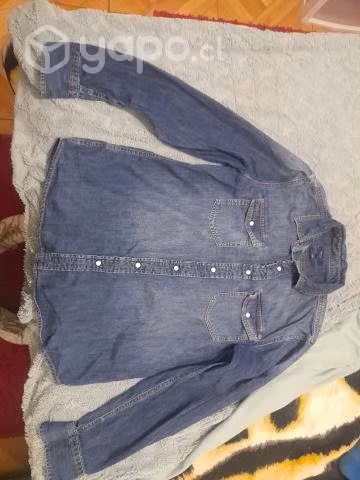 Camisas y cortaviento