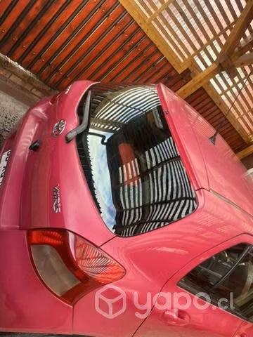 Toyota yaris sport 1.3 2008 - Imagen 4