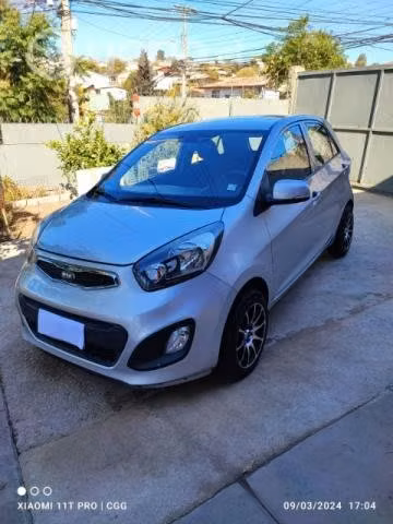Vendo Kia Morning año 2013