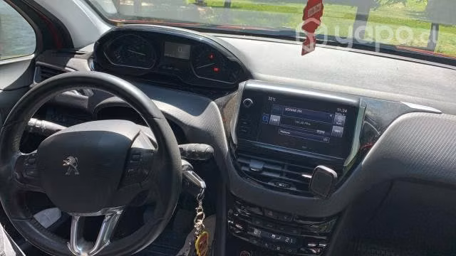 Vendo mi auto peugeot 2008 2017