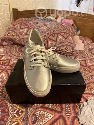 Zapatilla Urbanas Dc TRASE SE talla 36,5 - Imagen 3