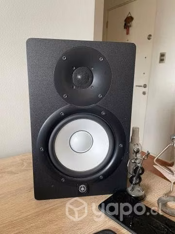 Par de Monitores de Estudio Yamaha HS7