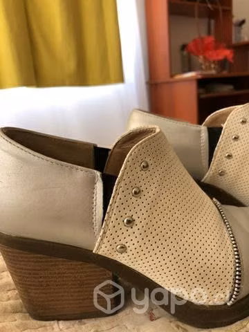 Zapatos 2 x 20 mil