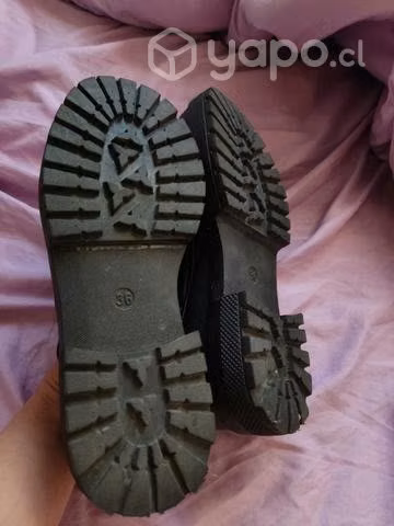 Zapatos tipo charol N36 - Imagen 2