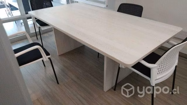 Mesa de reuniones