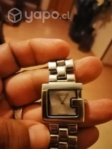 Reloj gucci de mujer como nuevo - Imagen 5