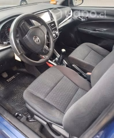 Toyota Yaris 2018 Gli E - Imagen 6