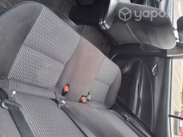Toyota Yaris 2018 Gli E - Imagen 3