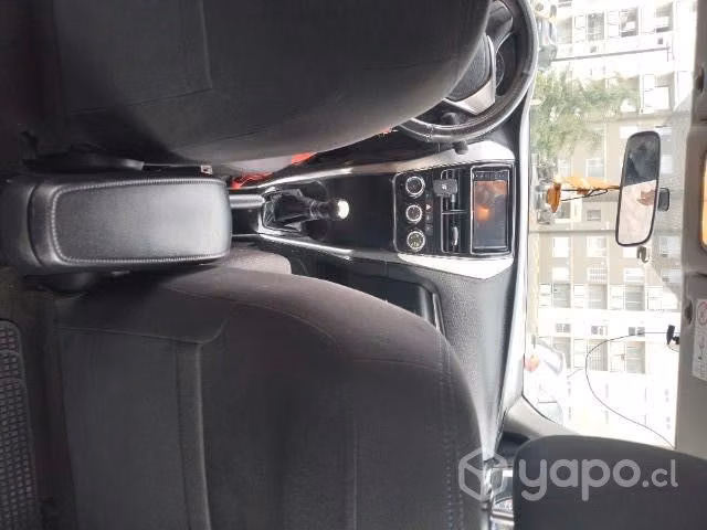 Toyota Yaris 2018 Gli E - Imagen 2