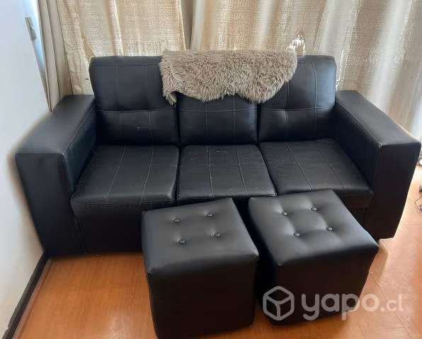 Sofa 3 plazas ecocuero con 2 puff