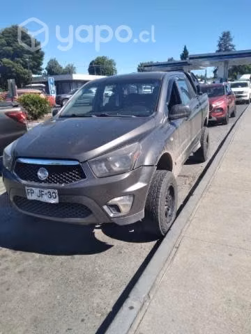Camioneta sangyong actyon sport