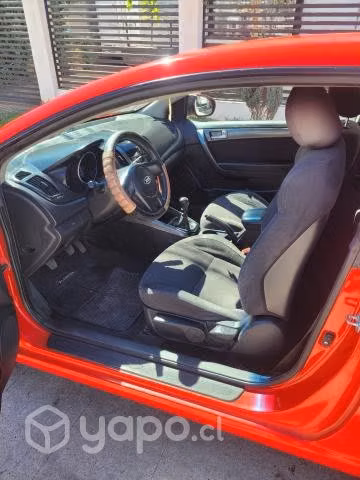 Vendo kia cerato koup 2013 full - Imagen 2