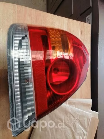 Foco izquierdo yaris 2003 al 2005 - Imagen 2