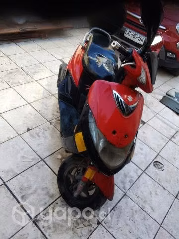 Moto scotter suzuki an-125cc