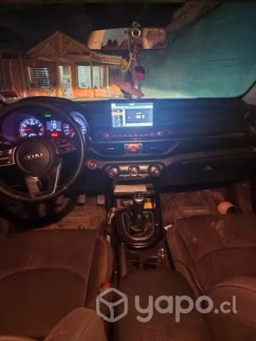 KIA MOTORS CERATO - Imagen 2