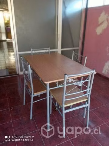 Comedor pequeño usado