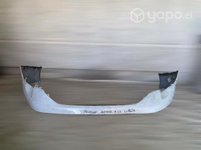 Parachoque delantero peugeot partner 2019-2023