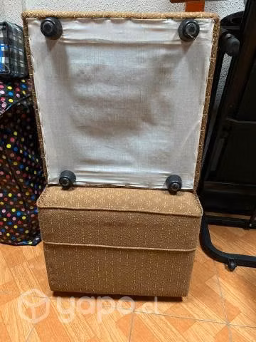 Set poufs