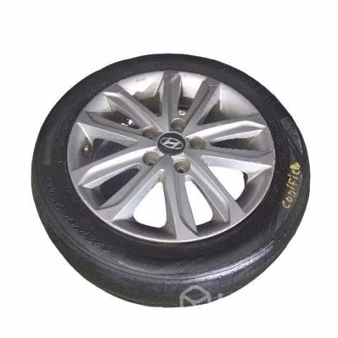 Llanta con neumatico hyundai elantra gls 2014 1.6