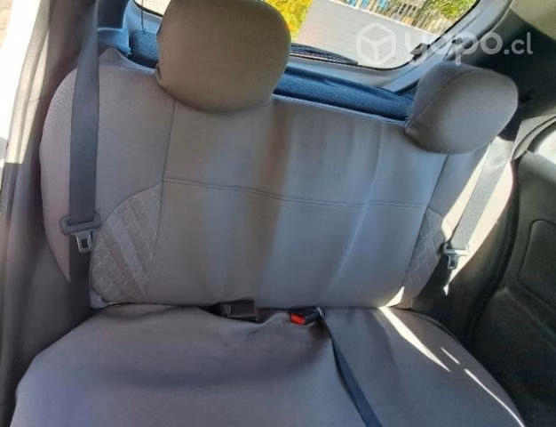 Se vende Nissan March 2018 impecable