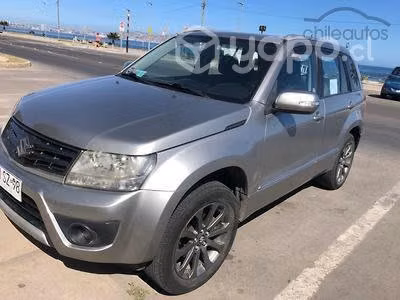 Suzuki Grand Nomade 2.4 4WD MT GLX SE 2015