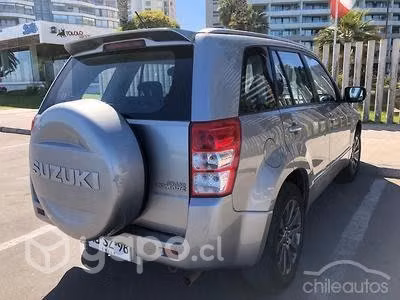 Suzuki Grand Nomade 2.4 4WD MT GLX SE 2015