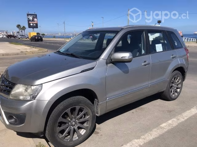 Suzuki Grand Nomade 2.4 4WD MT GLX SE 2015