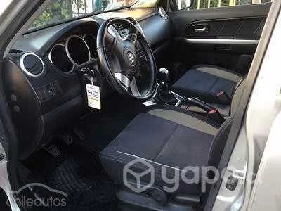 Suzuki Grand Nomade 2.4 4WD MT GLX SE 2015