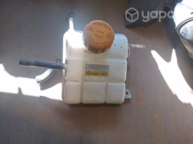Chevrolet spark lt deposito agua original envio