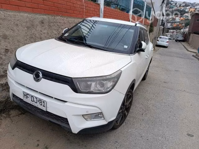 Ssangyong tivoli 2016