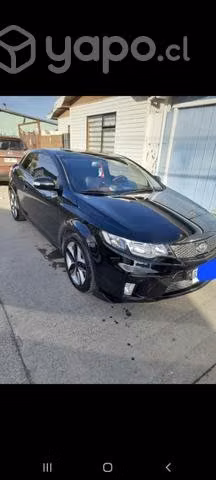 Por traslado Se vende kia forte 2010