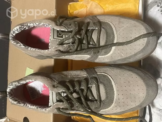 Zapatillas Cat