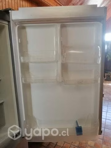 Se ofrece este refrigerador nofrost lg año 2009