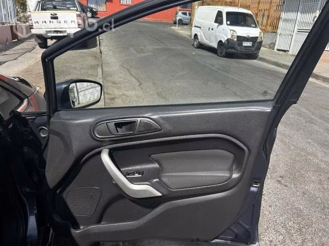 Ford fiesta 2012 - Imagen 16