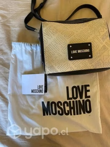 Cartera original Love Moschino