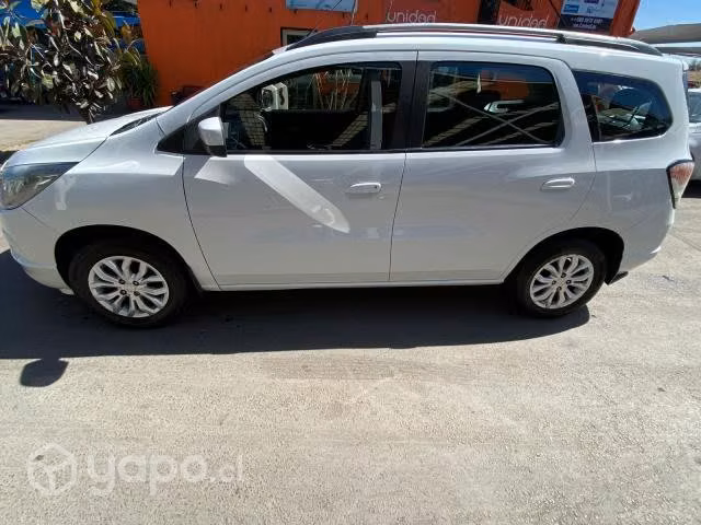 Chevrolet spin 2017